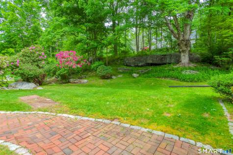 29 Hungry Hill Circle Guilford CT 06437