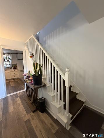 506 Lighthouse Road New Haven CT 06512