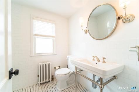 506 Lighthouse Road New Haven CT 06512