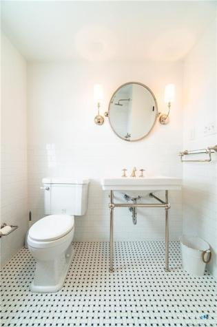 506 Lighthouse Road New Haven CT 06512