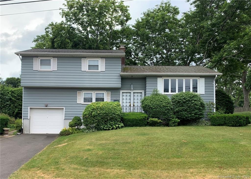 14 Cottage Grove Lane Waterbury CT 06706