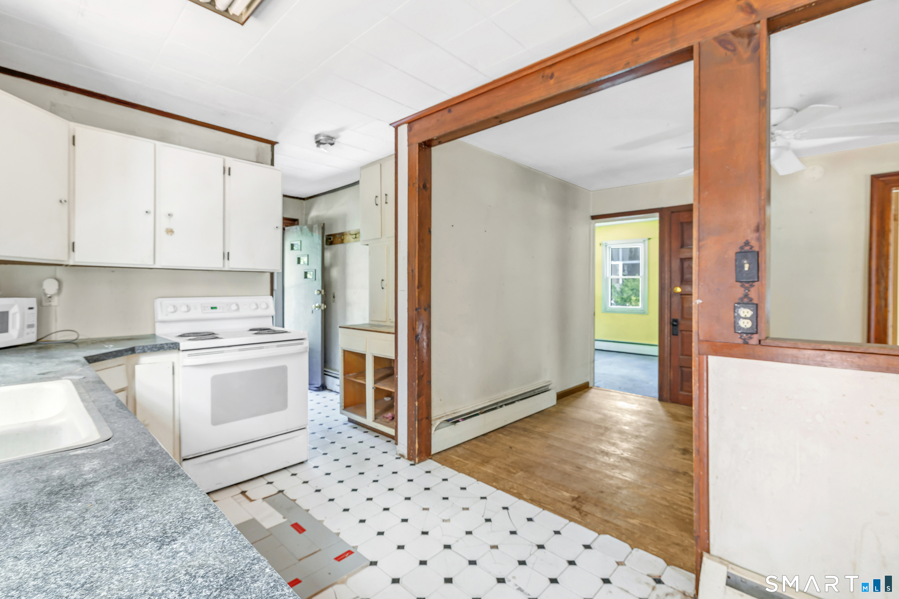 606 North Madison Road Guilford CT 06437