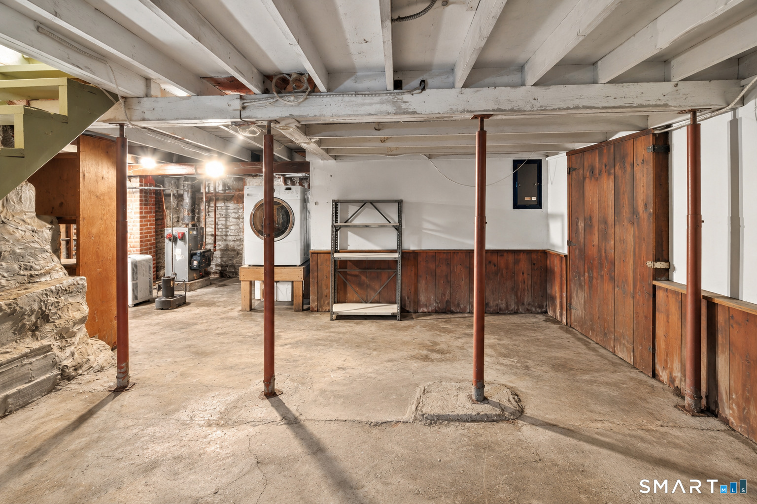 606 North Madison Road Guilford CT 06437