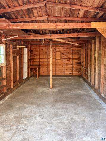 606 North Madison Road Guilford CT 06437