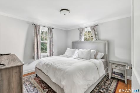 2082 Stratfield Road Fairfield CT 06825