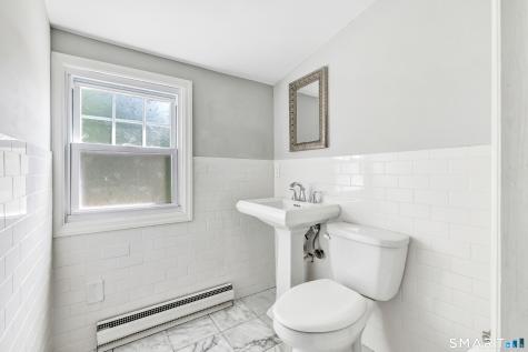 2082 Stratfield Road Fairfield CT 06825