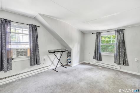 2082 Stratfield Road Fairfield CT 06825