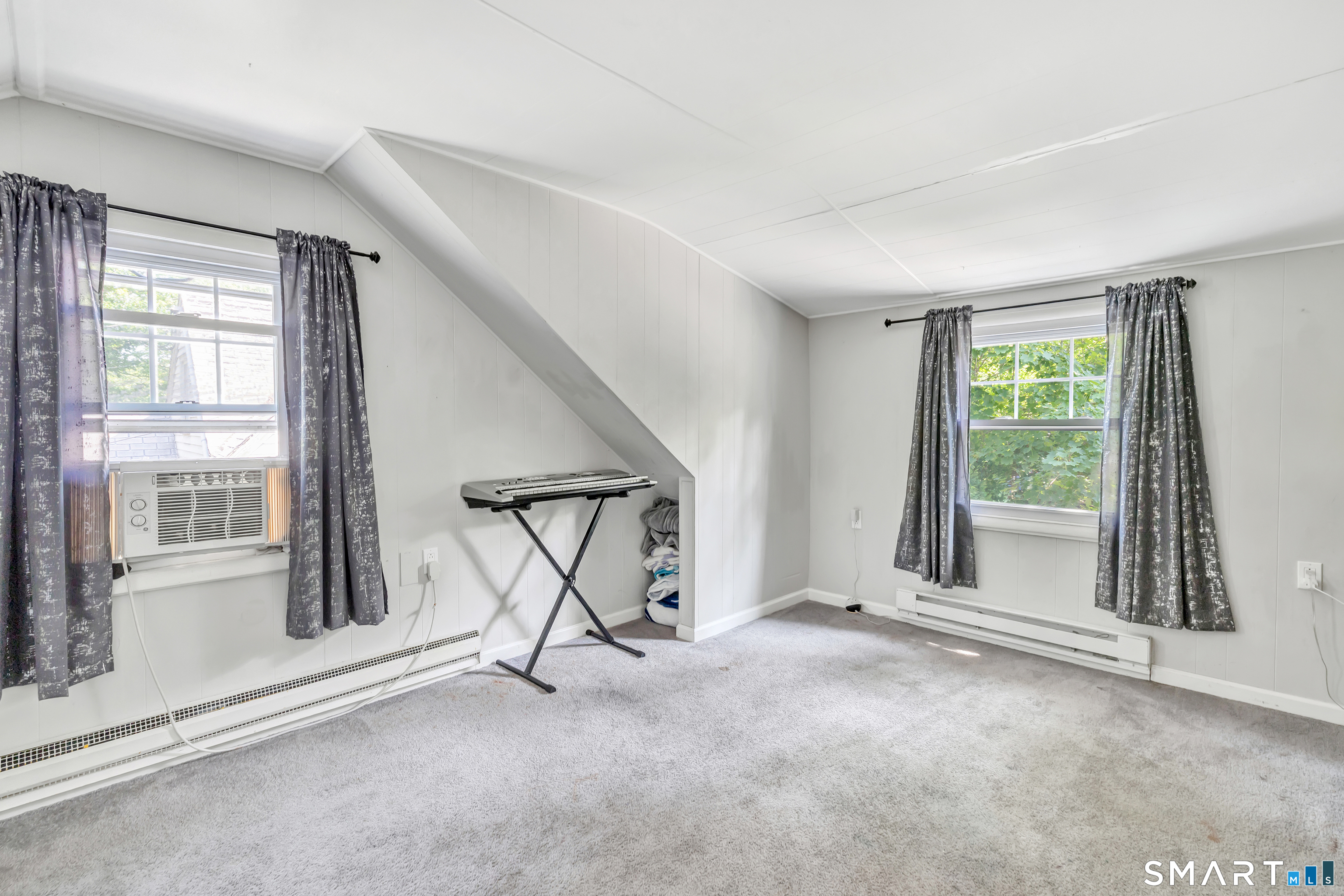 2082 Stratfield Road Fairfield CT 06825