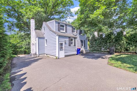 2082 Stratfield Road Fairfield CT 06825