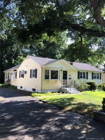 41 Pell Meadow Drive Fairfield CT 06824