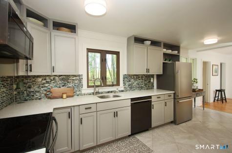36 Maple Drive New Milford CT 06776