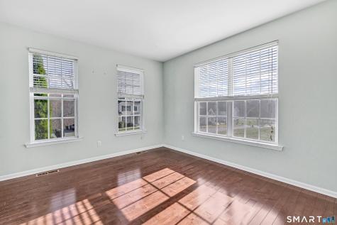 9 Fox Run Lane Seymour CT 06483