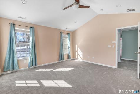 9 Fox Run Lane Seymour CT 06483