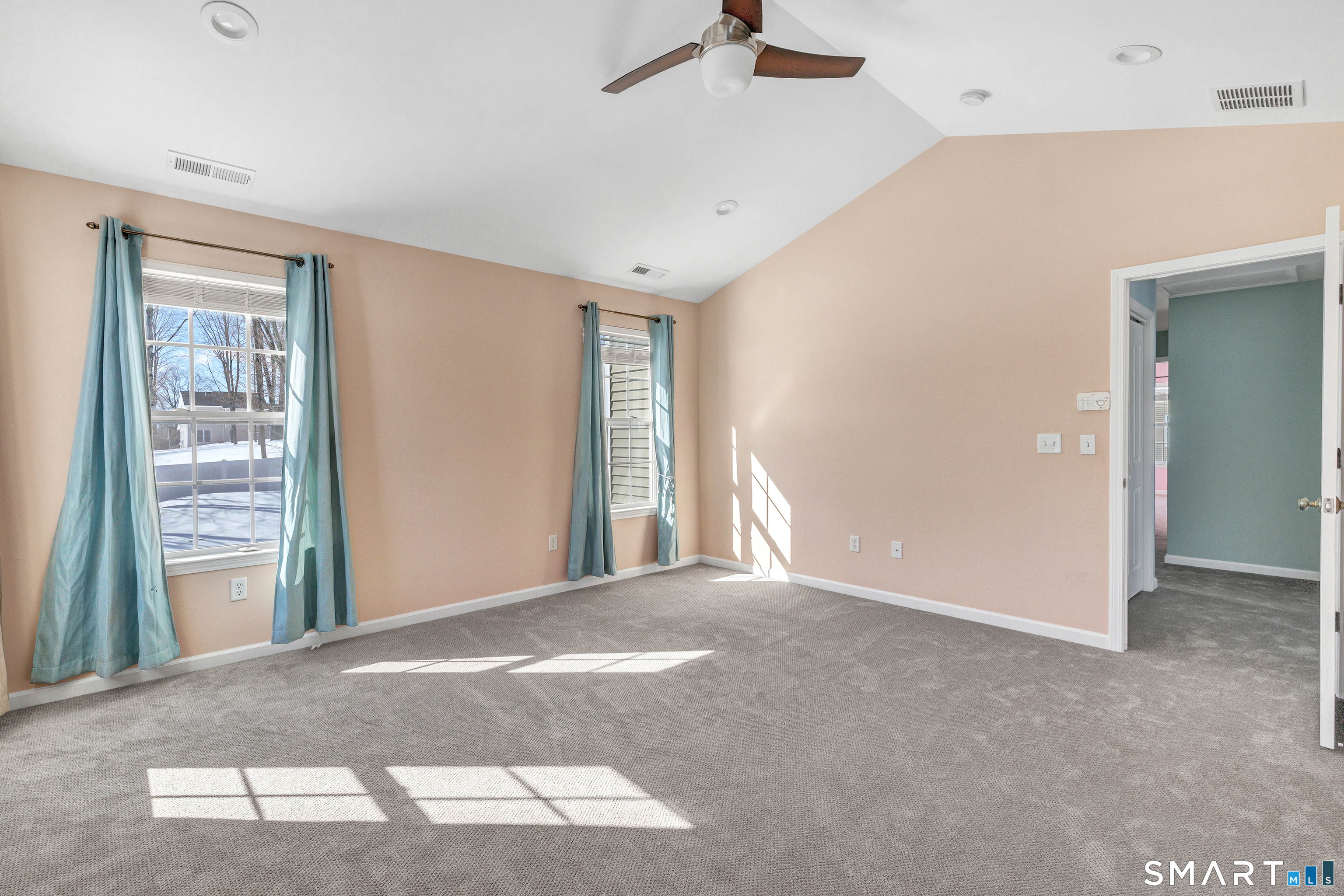 9 Fox Run Lane Seymour CT 06483