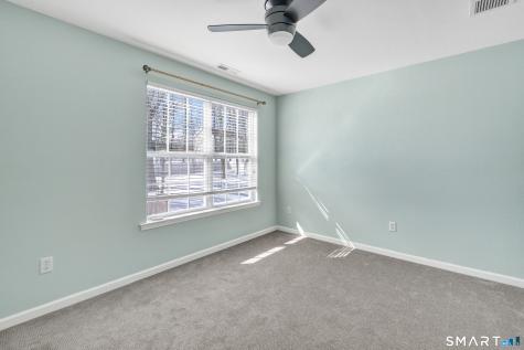 9 Fox Run Lane Seymour CT 06483
