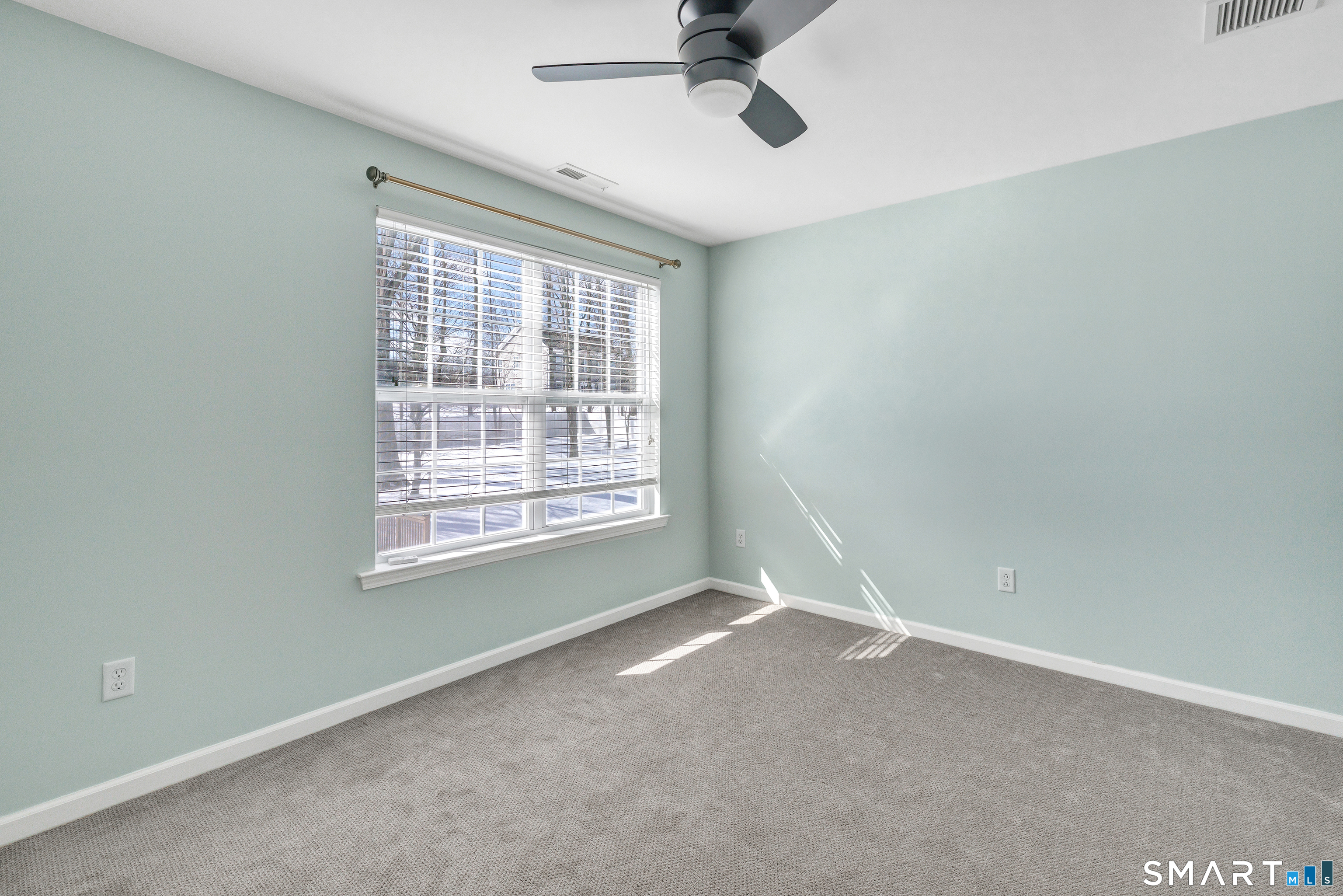 9 Fox Run Lane Seymour CT 06483