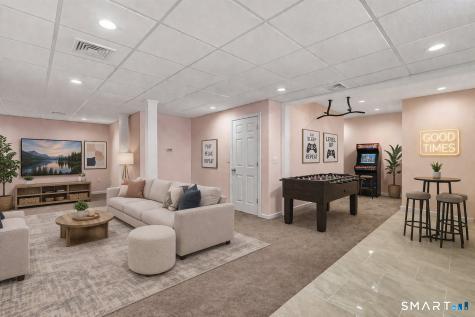 9 Fox Run Lane Seymour CT 06483