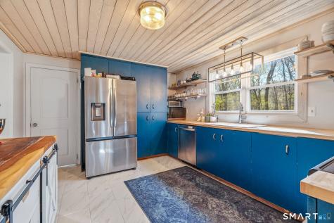 38 Cherry Hill Road Norwich CT 06360