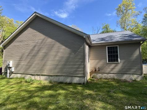 871 Brook Road Hampton CT 06247