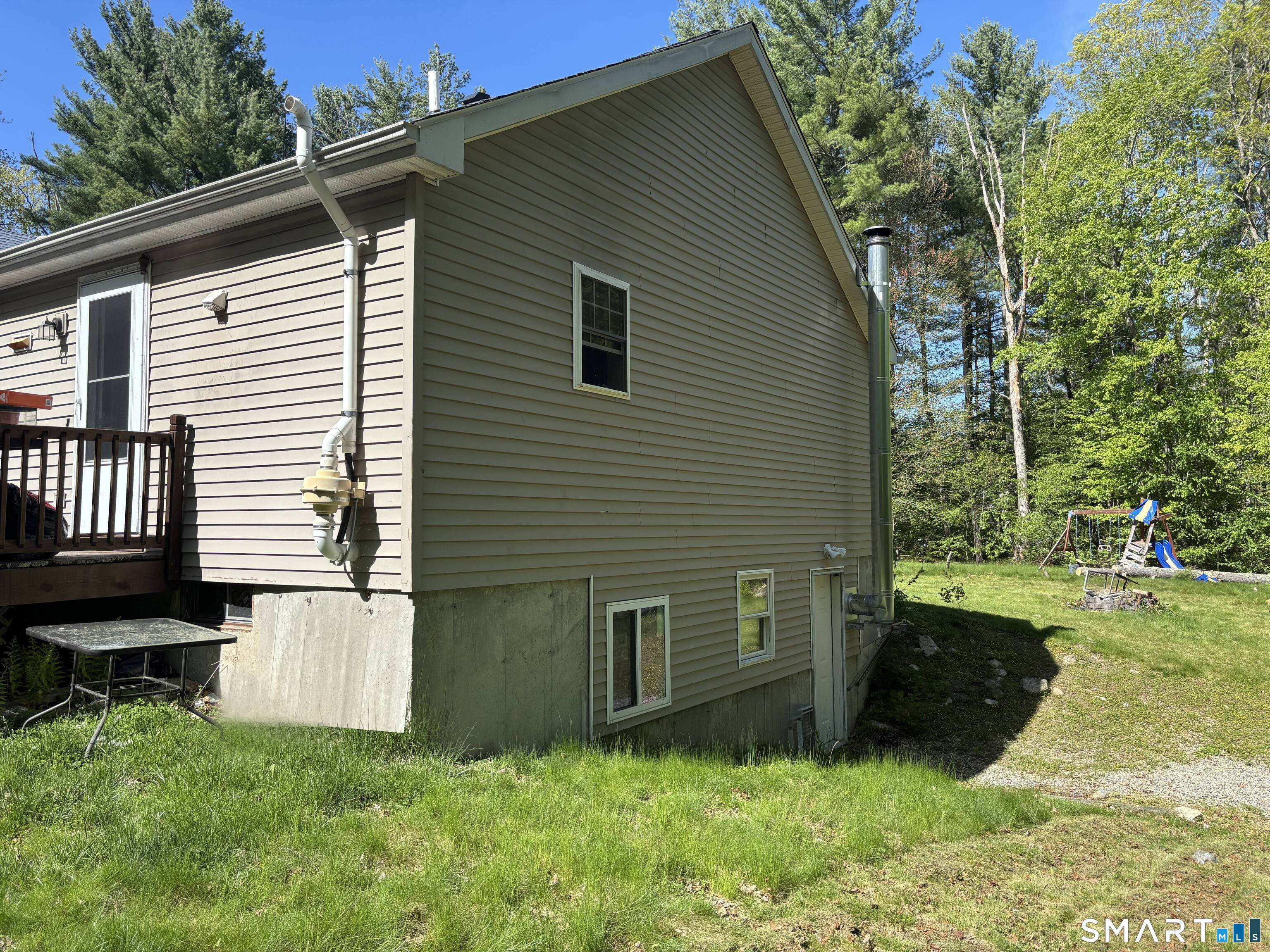 871 Brook Road Hampton CT 06247
