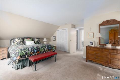 83 Glendale Drive Bristol CT 06010