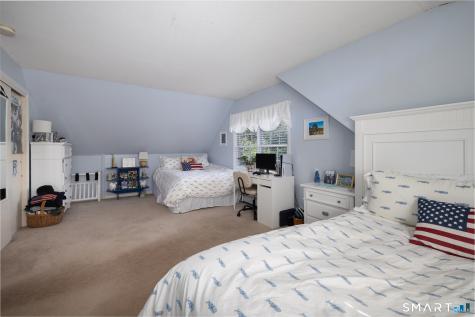 83 Glendale Drive Bristol CT 06010