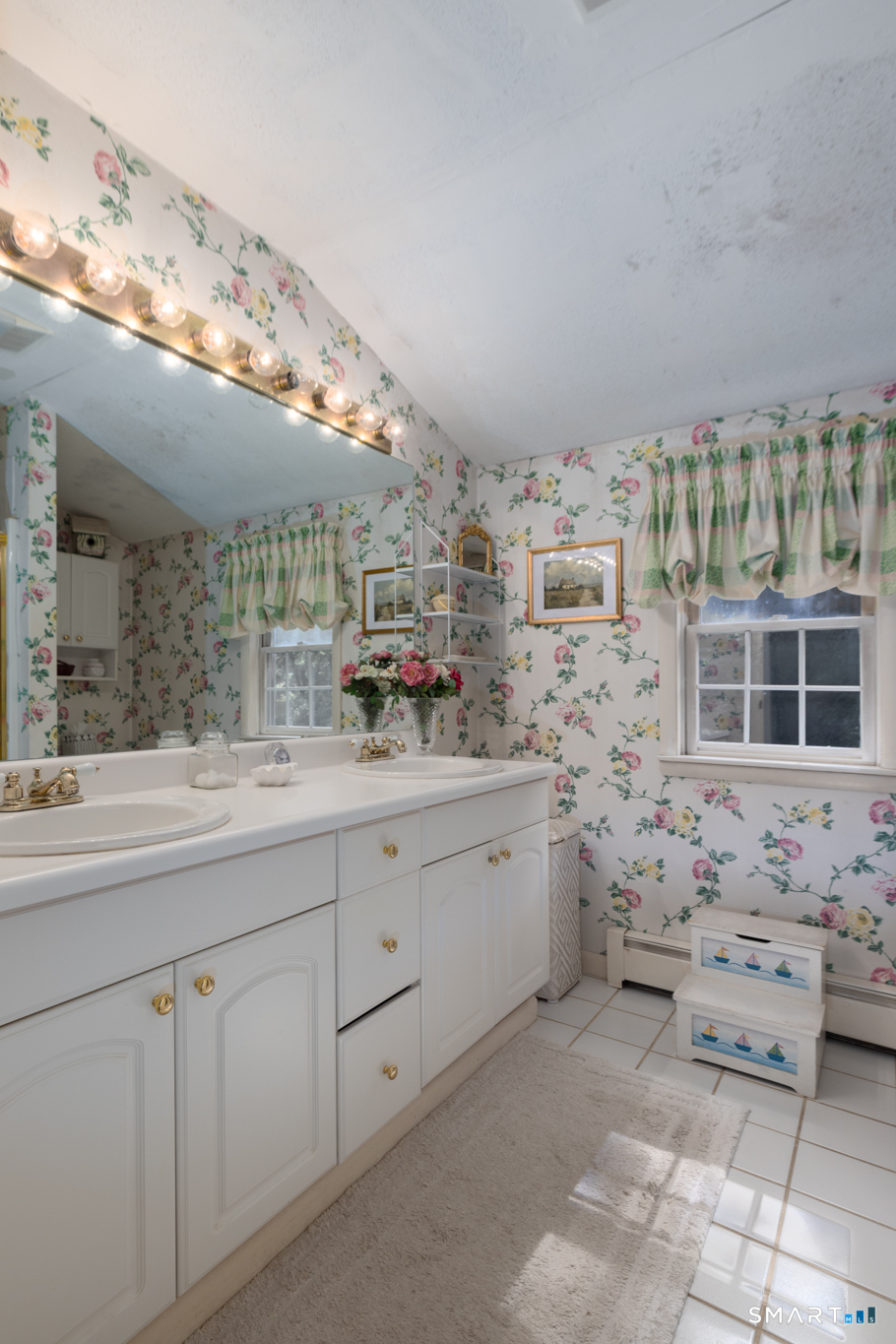 83 Glendale Drive Bristol CT 06010