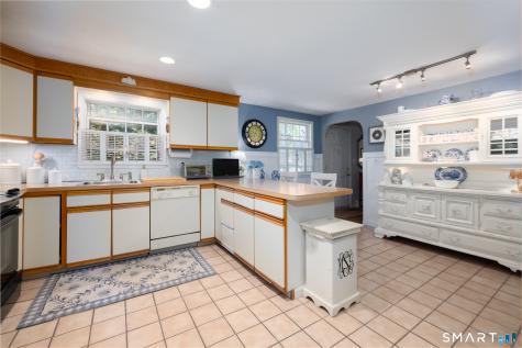 83 Glendale Drive Bristol CT 06010