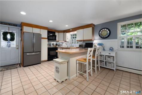83 Glendale Drive Bristol CT 06010