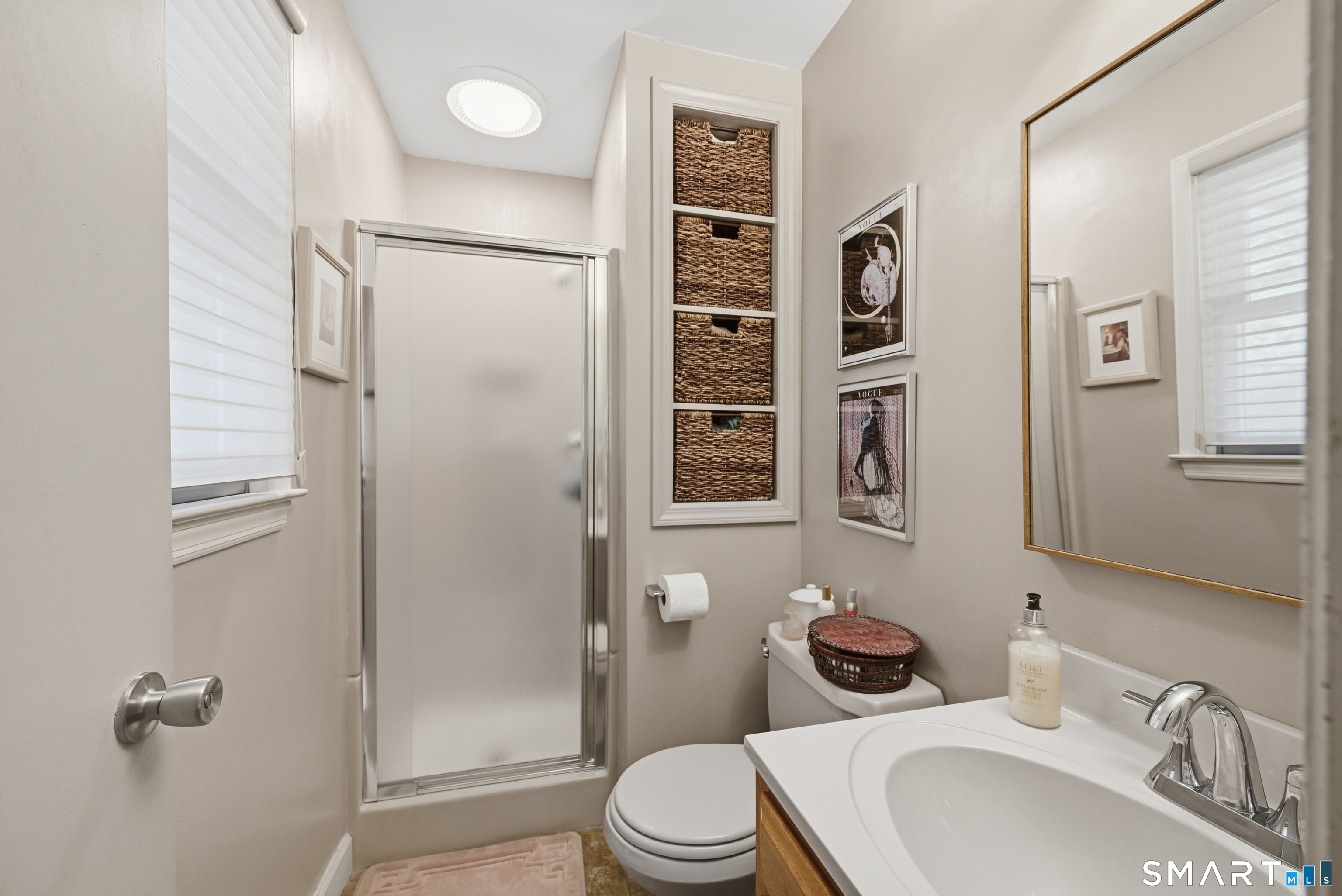 19 Willow Run Brookfield CT 06804