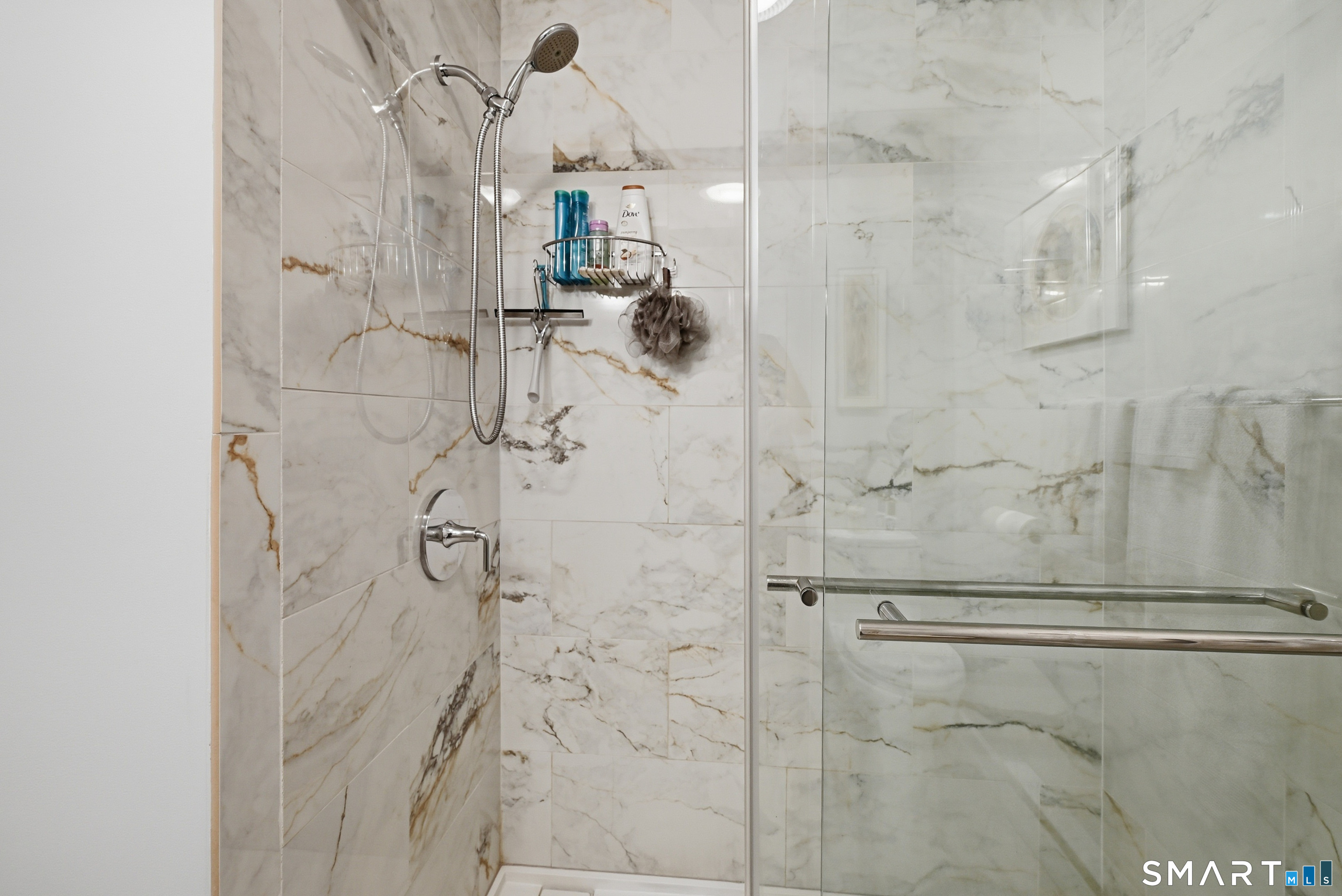 19 Willow Run Brookfield CT 06804