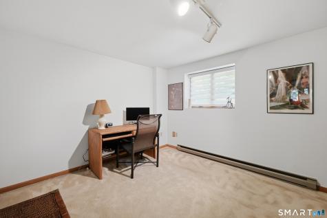 19 Willow Run Brookfield CT 06804