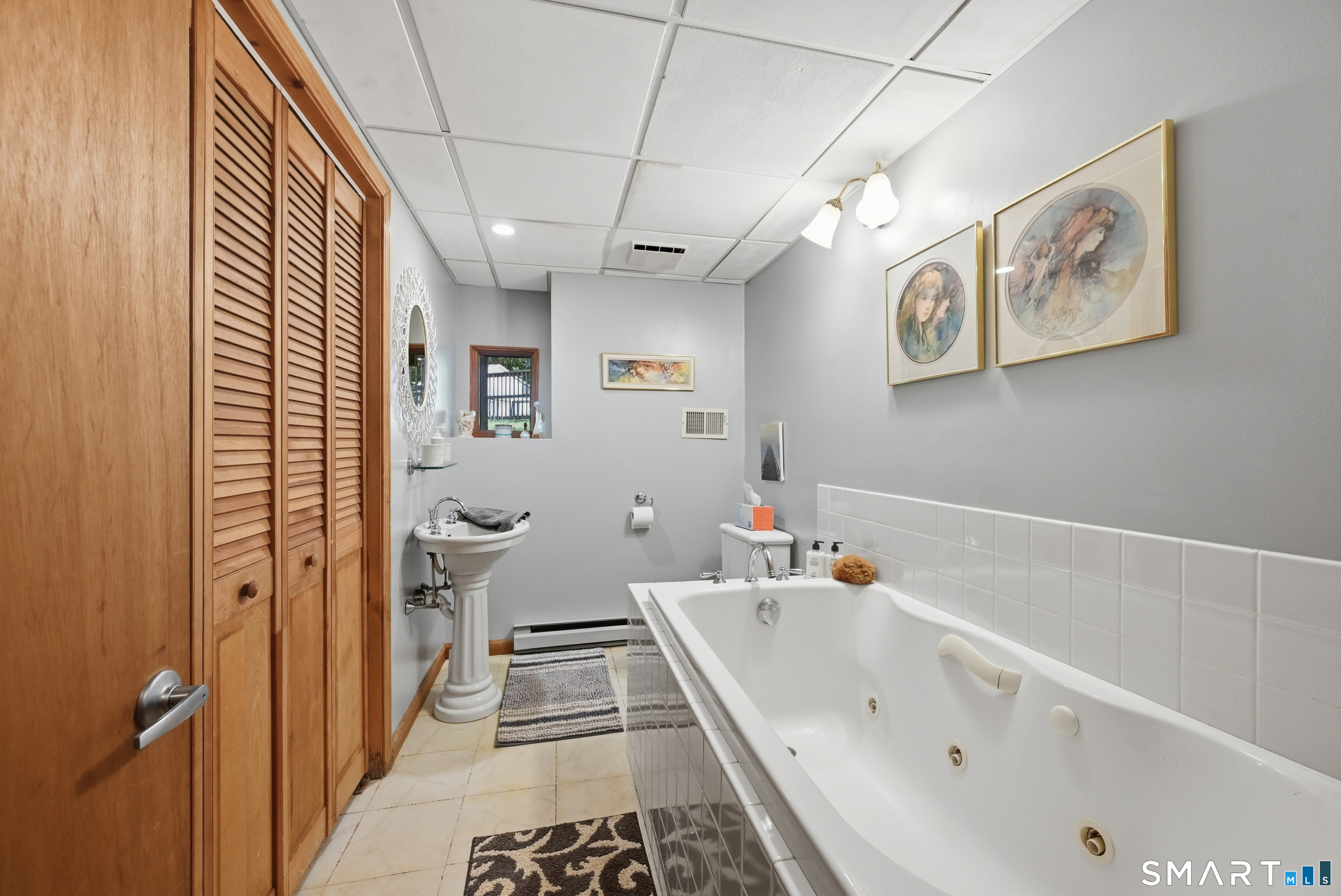 19 Willow Run Brookfield CT 06804