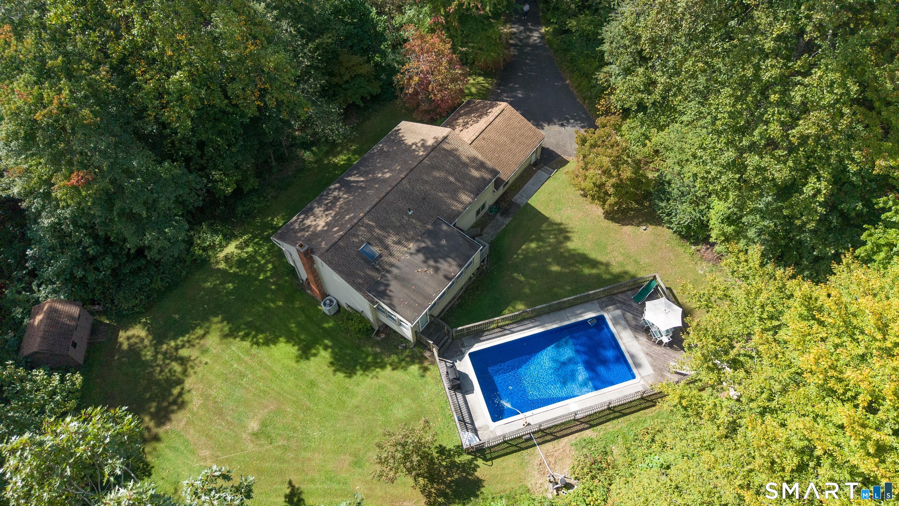 19 Willow Run Brookfield CT 06804