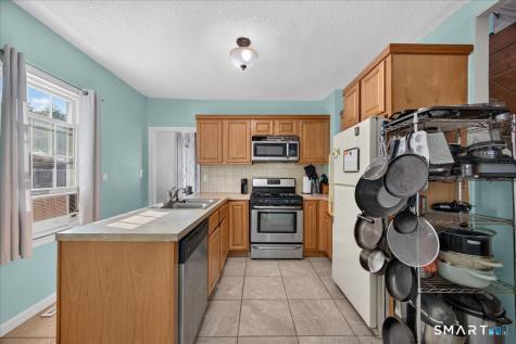 98 New Hanover Avenue Meriden CT 06451