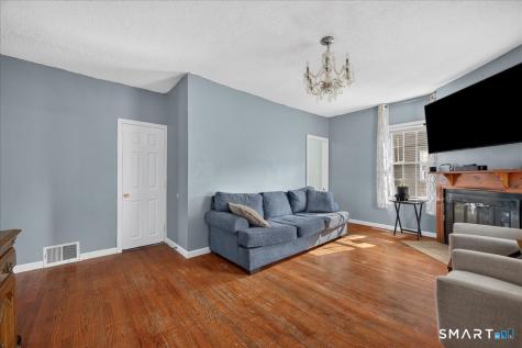98 New Hanover Avenue Meriden CT 06451