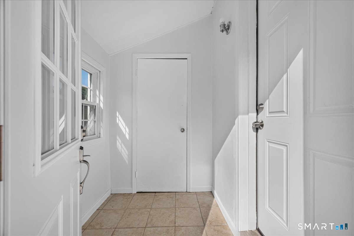 98 New Hanover Avenue Meriden CT 06451