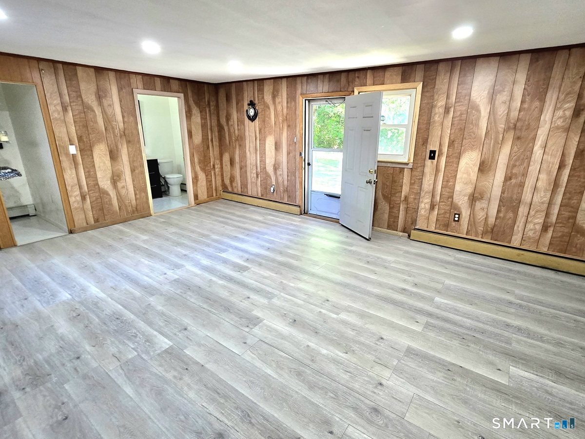 4 Echo Lane West Hartford CT 06107
