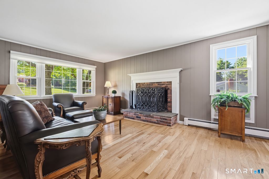 152 Holmes Road Ridgefield CT 06877