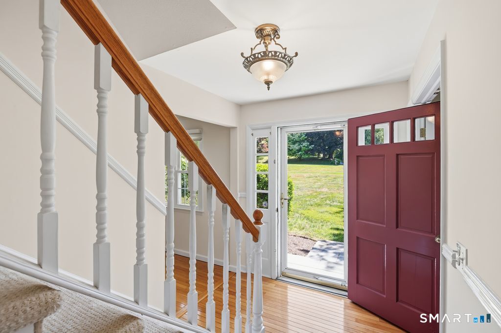152 Holmes Road Ridgefield CT 06877