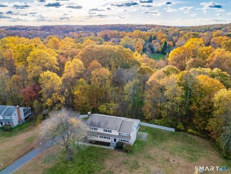 152 Holmes Road Ridgefield CT 06877