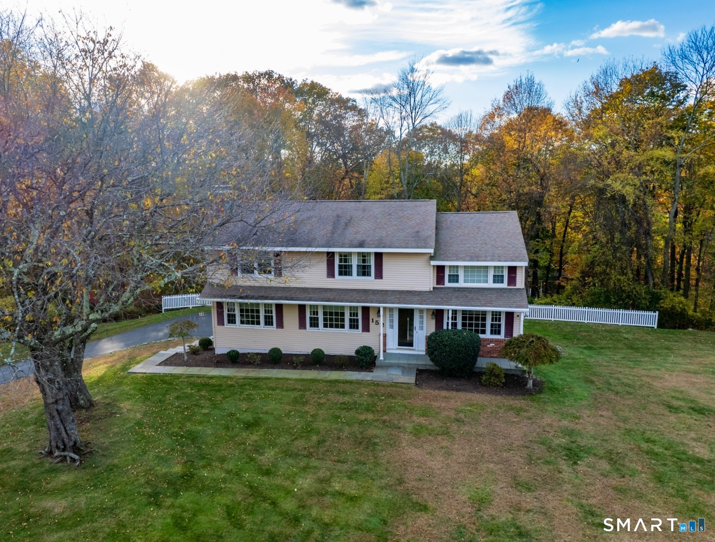 152 Holmes Road Ridgefield CT 06877