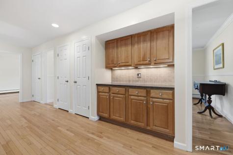 152 Holmes Road Ridgefield CT 06877