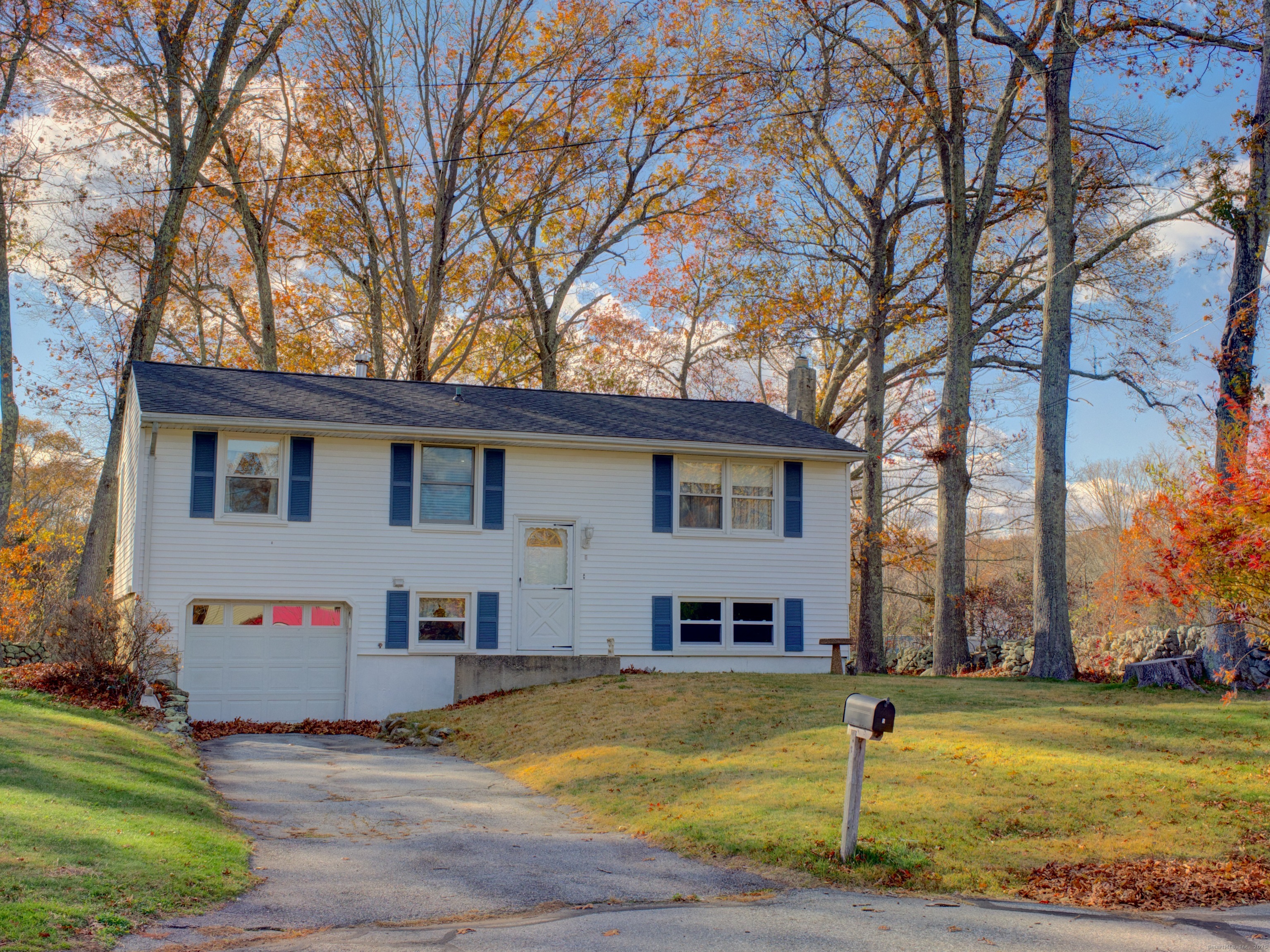 5 Sachem Lane Ledyard CT 06339