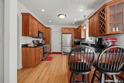 124 Damascus Road Branford CT 06405