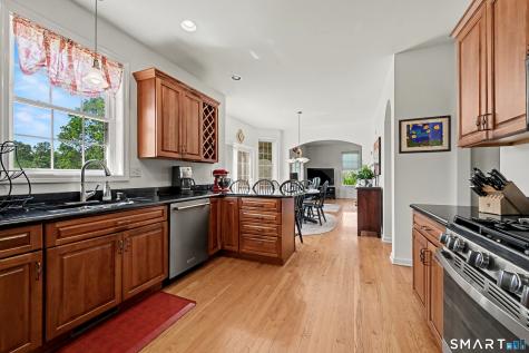 124 Damascus Road Branford CT 06405