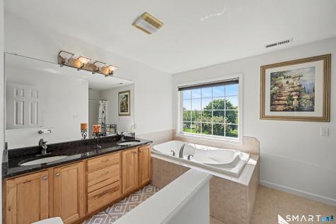 124 Damascus Road Branford CT 06405