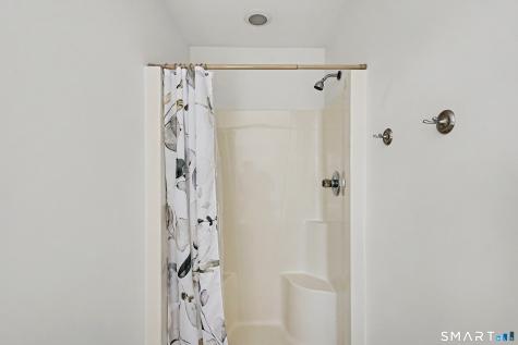 124 Damascus Road Branford CT 06405