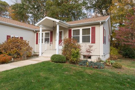 22 Heather Brook Road Montville CT 06382