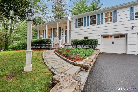 10 Old Field Place Norwalk CT 06853